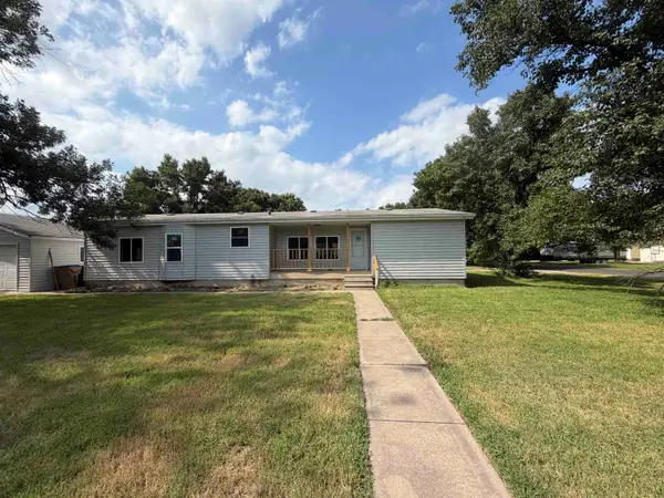 400 W 5th St, Sedgwick, KS 67135