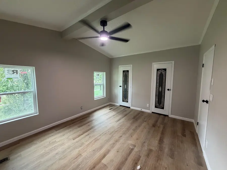 400 W 5th St, Sedgwick, KS 67135 - #3
