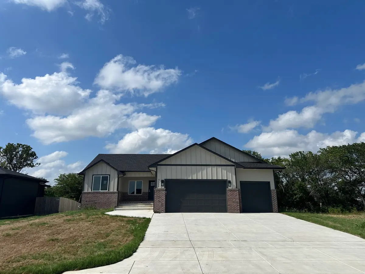 3311 S Linden Ct, Wichita, KS 67210 - #1