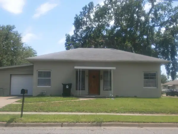 1117 W Republic, Salina, KS 67401