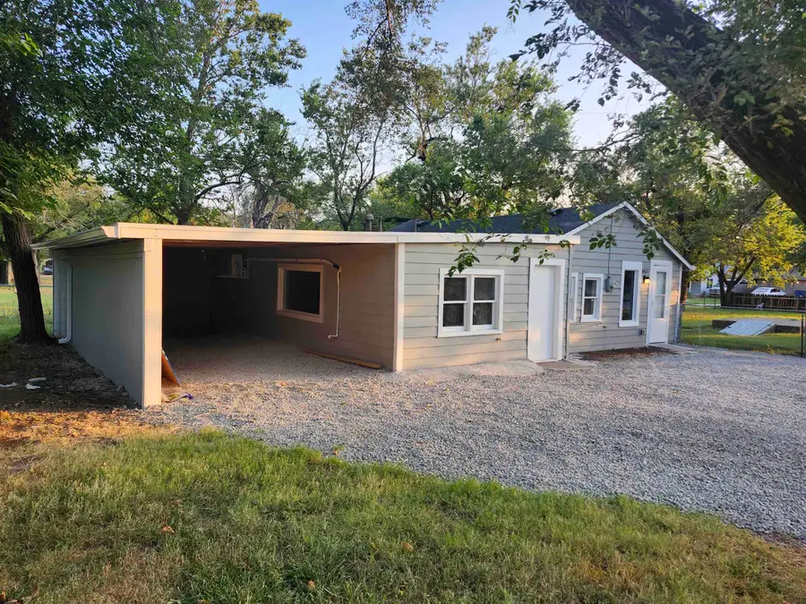 4521 W Newell Ave, Wichita, KS 67212 - #2