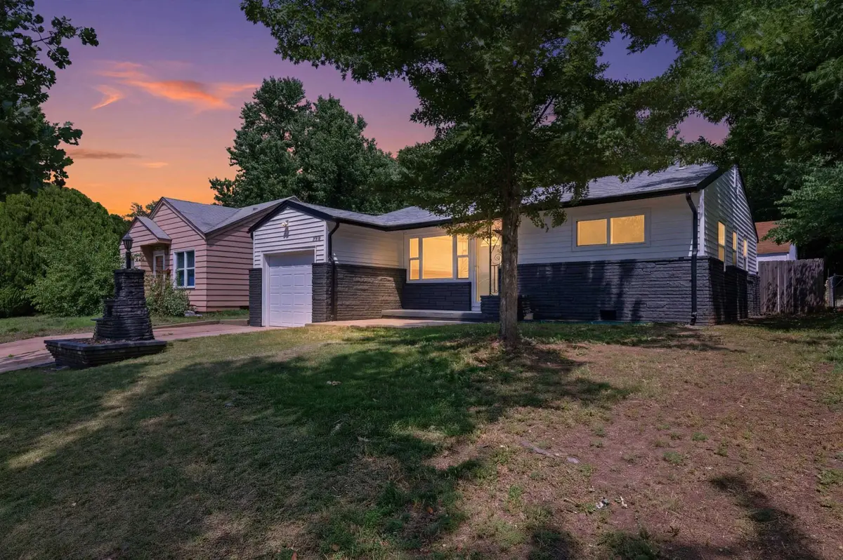 2308 S Belmont Ave, Wichita, KS 67218 - #1