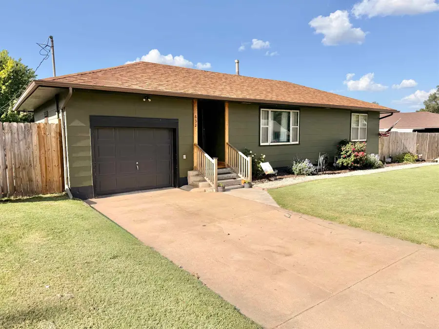 632 W G, Kingman, KS 67068 - #2