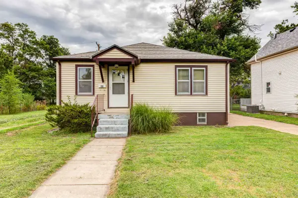 131 S 12th Street, Salina, KS 67401