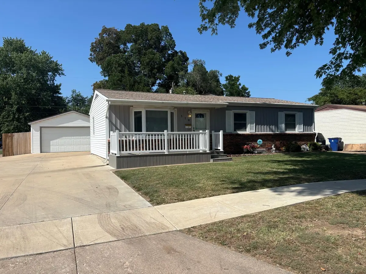 528 W 7th, Haysville, KS 67060 - #1