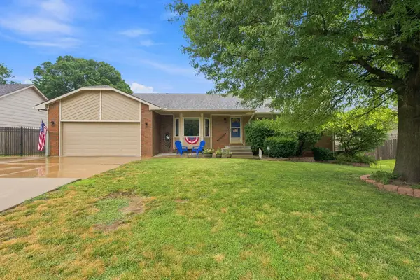 1113 N Ridgecrest, Derby, KS 67037
