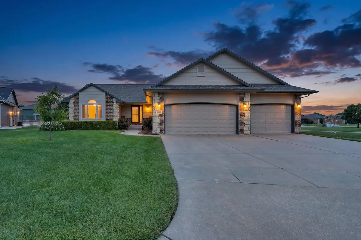 2519 W Rio Vista Ct., Wichita, KS 67204-4571 - #1