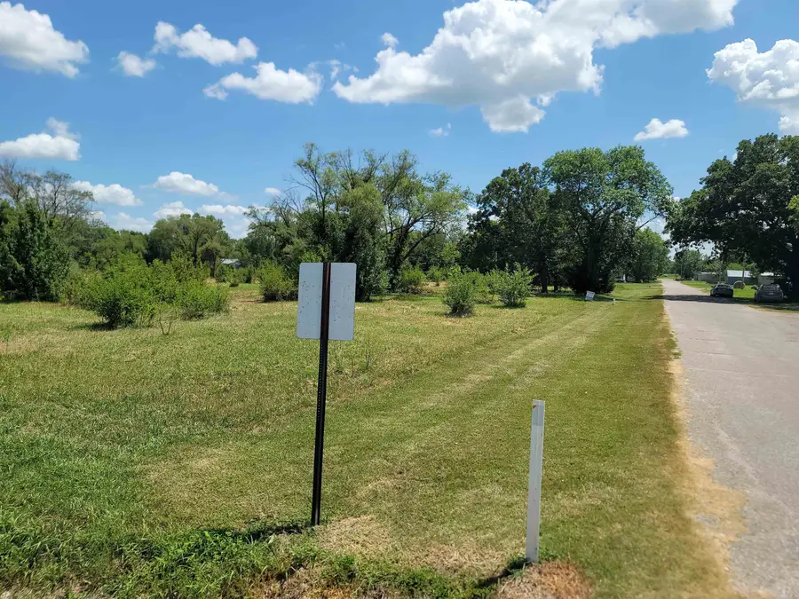 00000 Barker, Florence, KS 66851 - #2