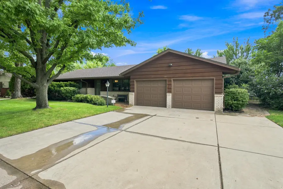 1613 N West Lynn, Wichita, KS 67212 - #2