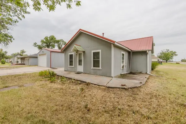321 N Kansas Ave, Burrton, KS 67020
