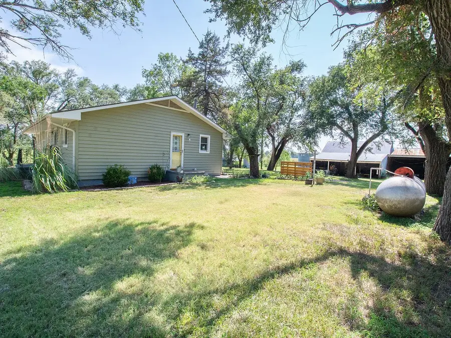 1461 Indigo, Hillsboro, KS 67063 - #2
