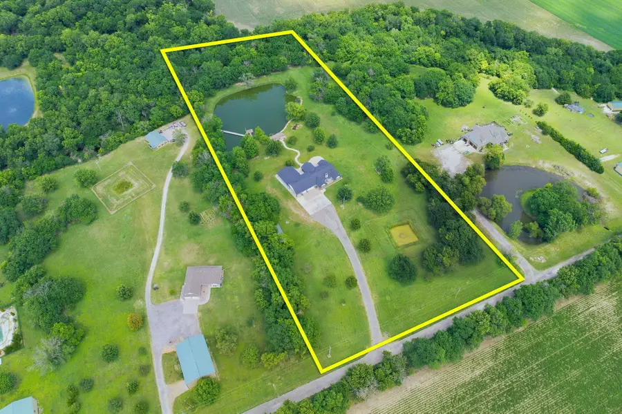 12212 N Seneca St, Sedgwick, KS 67135 - #2