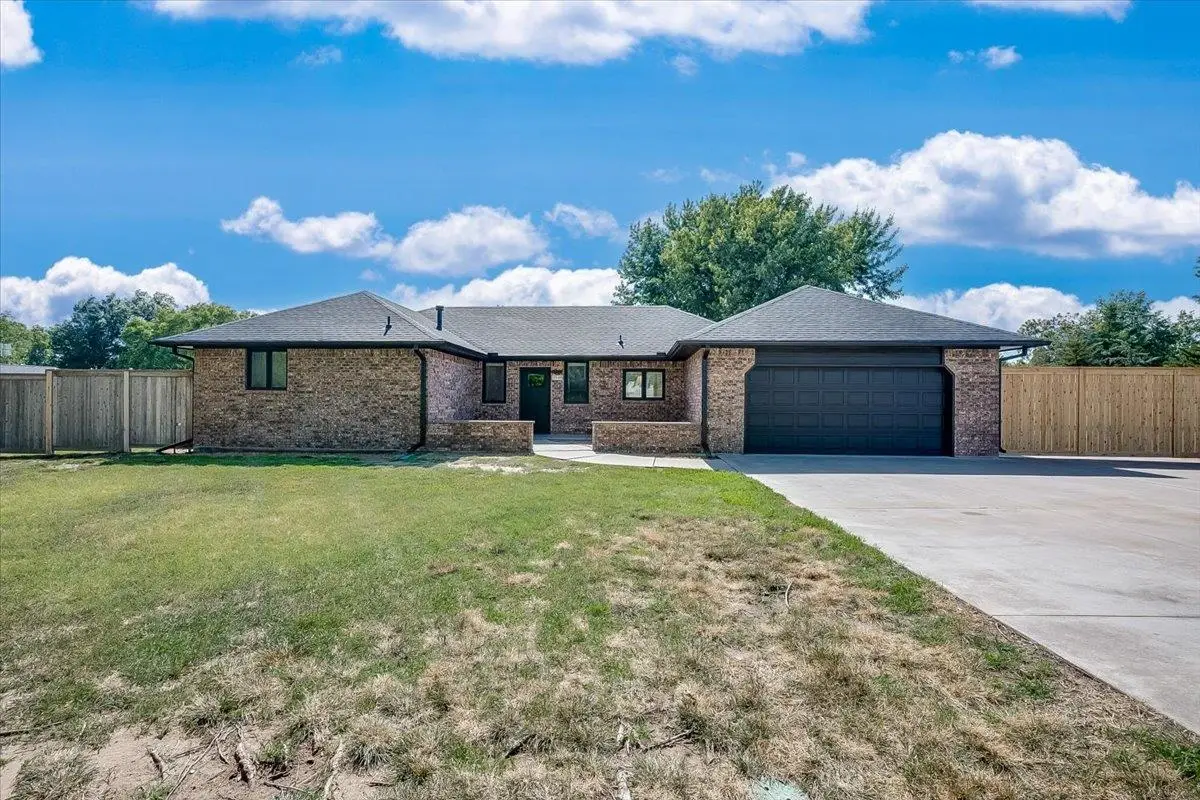 5549 N Athenian, Wichita, KS 67204 - #1