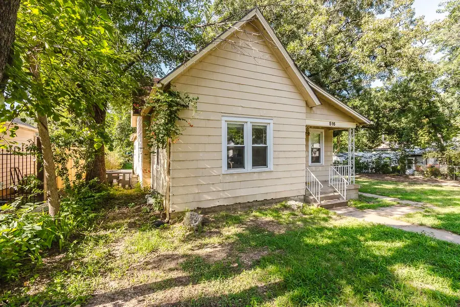 516 W Carr Ave, El Dorado, KS 67042 - #3
