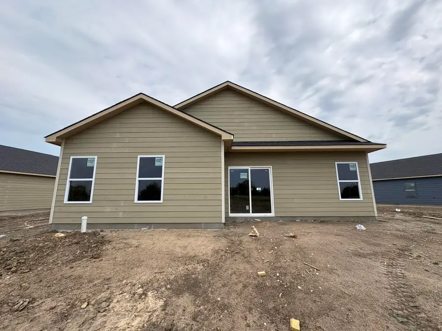 5705 Plumthicket St, Bel Aire, KS 67226 - #3