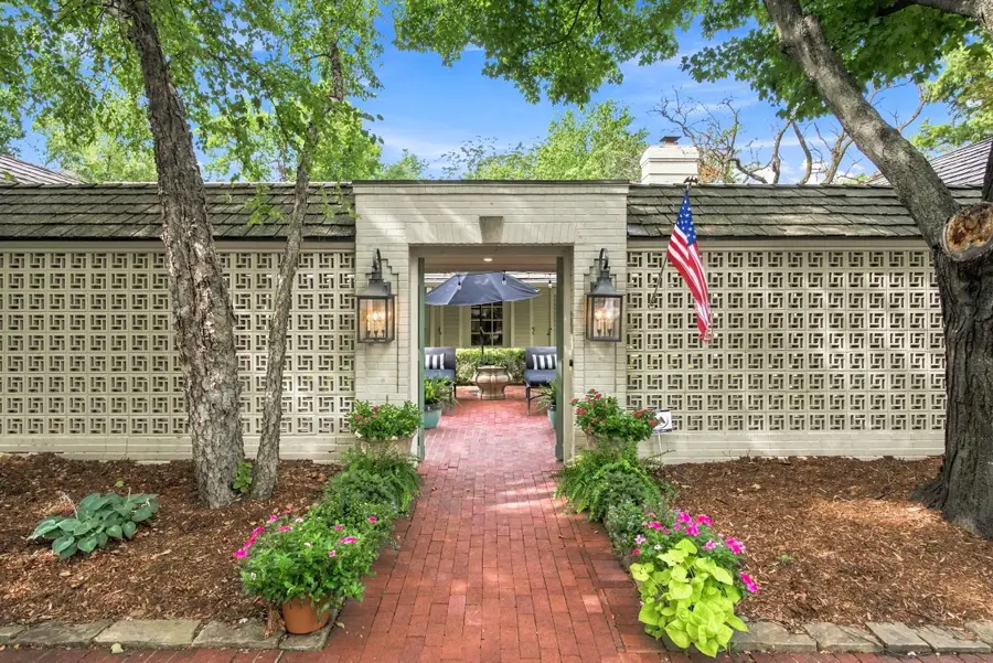 646 N Tara Ln, Wichita, KS 67206 - #2