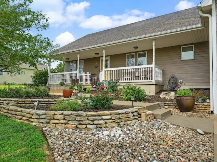 1802 Bluestem Ln., Salina, KS 67401 - #3
