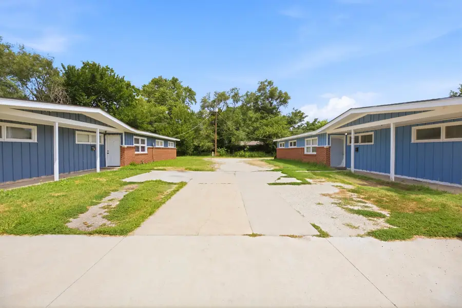 4924 E Gilbert St, Wichita, KS 67218 - #3