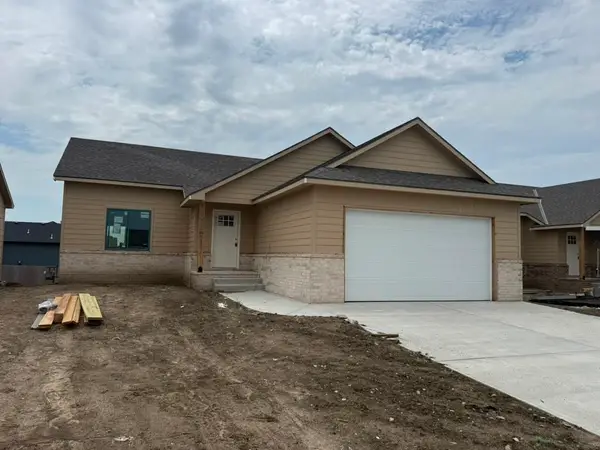 5055 N Toben Ct, Bel Aire, KS 67226-1341