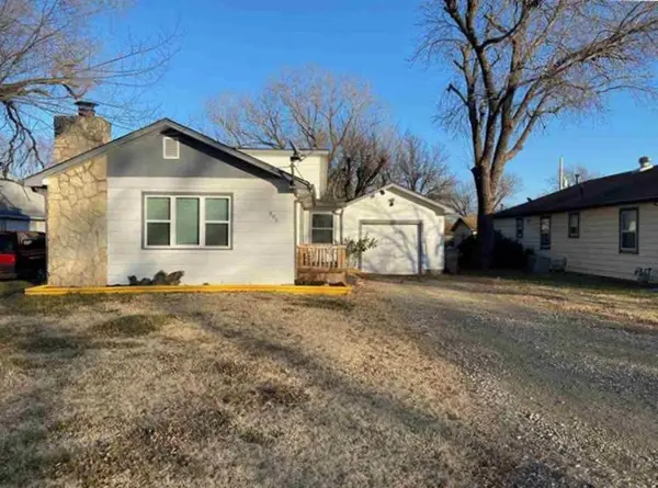 206 N Poplar, Douglass, KS 67039