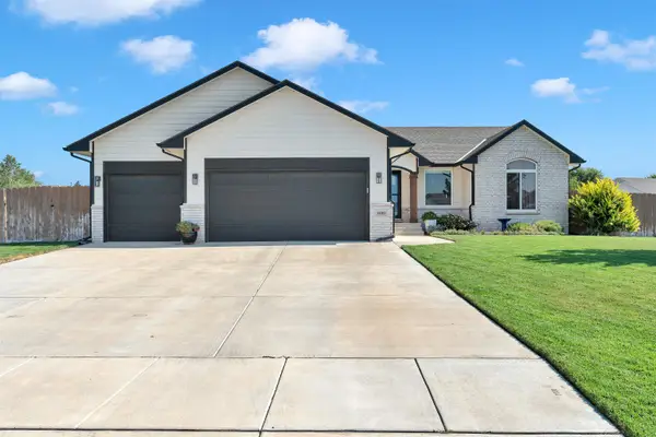 14202 W Ridgepoint, Wichita, KS 67235