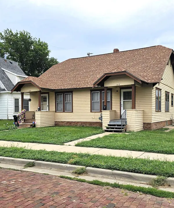 415-417 Putnam Ave, Salina, KS 67401