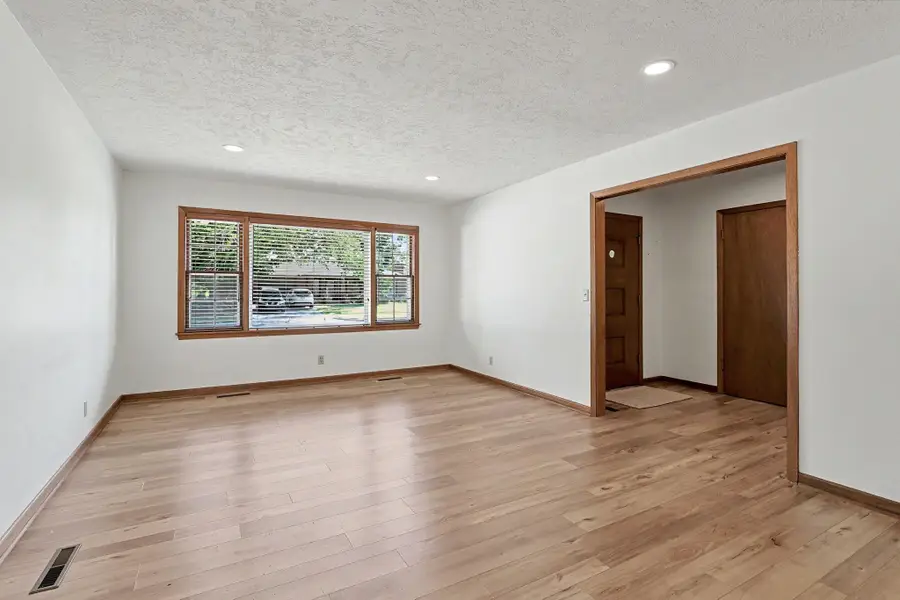 2033 N Gow, Wichita, KS 67203 - #3