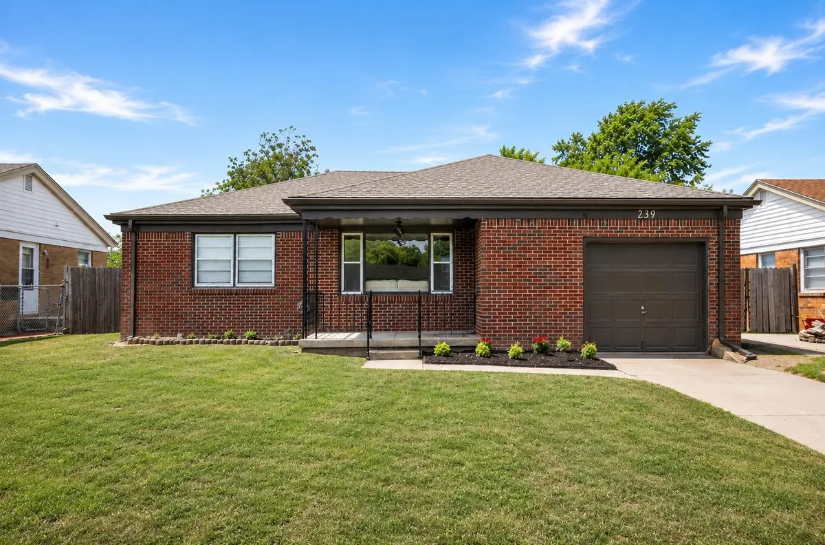 239 Hungerford Ave, Haysville, KS 67060 - #1