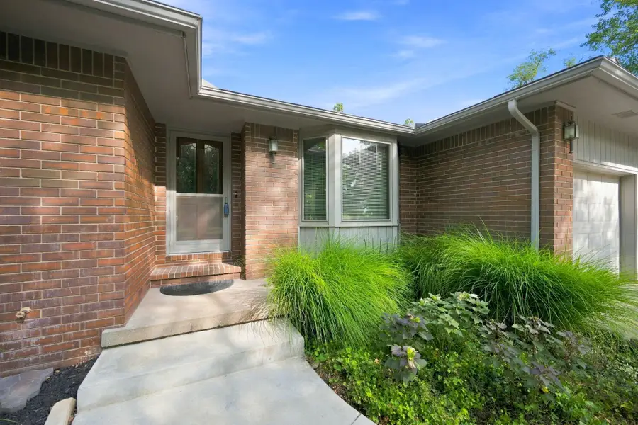 7737 SW Santa Fe Lake Rd, Augusta, KS 67010 - #2