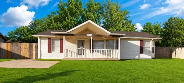 928 W Summey, Haysville, KS 67060