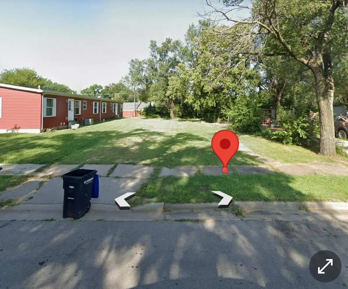 631 N High St, El Dorado, KS 67042 - #1