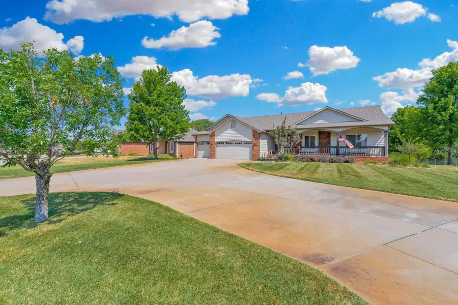 14302 E Twinlake Dr, Wichita, KS 67230 - #2