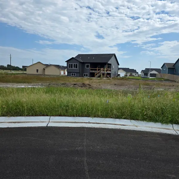 1625 Northridge, Valley Center, KS 67147