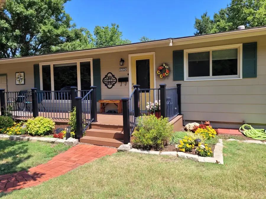 1704 E 8th, Winfield, KS 67156 - #3