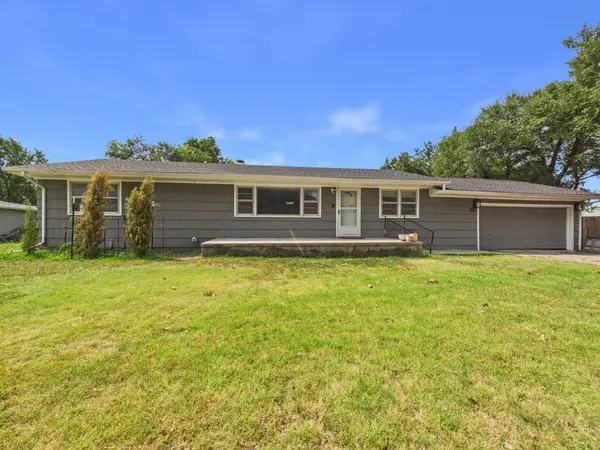 3451 E Craig St, Wichita, KS 67216