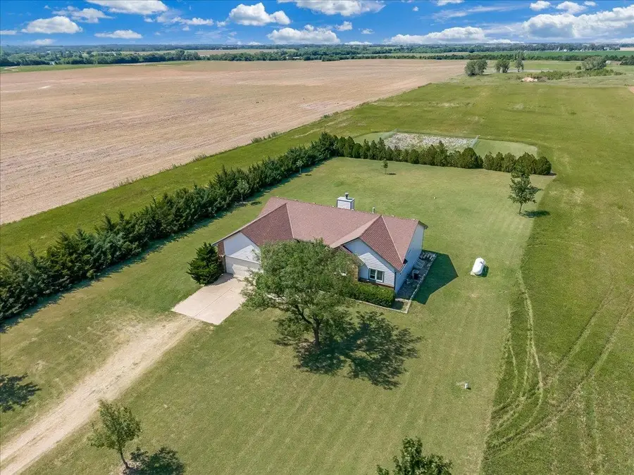 31514 W 15th St S, Garden Plain, KS 67050 - #3