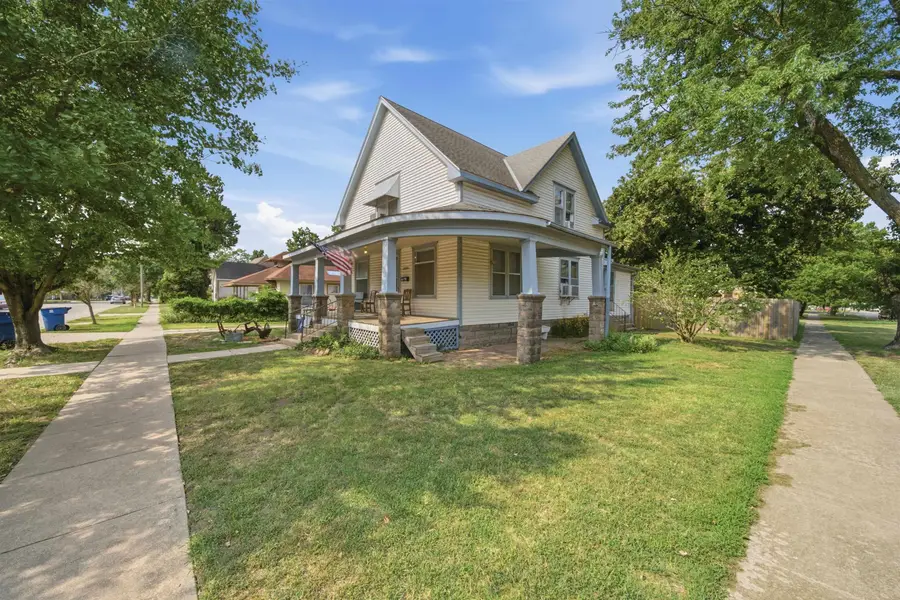 525 N High St, Newton, KS 67114 - #3