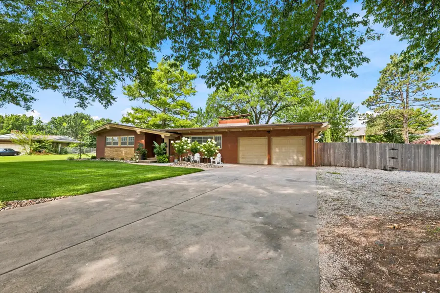 974 W Alexander Ave, Haysville, KS 67060 - #3