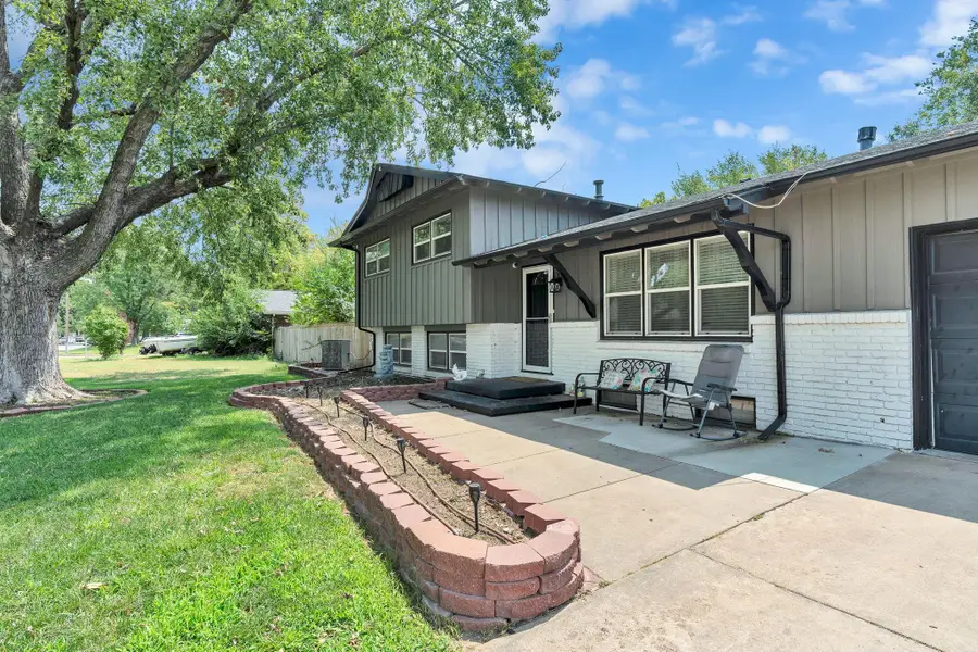 4217 W 18th St N, Wichita, KS 67212 - #2
