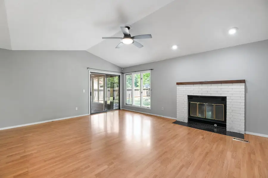 4034 Danbury St, Bel Aire, KS 67220 - #2
