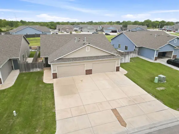 1351 N Azena, Andover, KS 67002