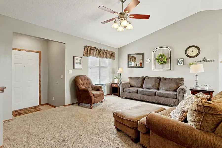 1724 Amber Ridge Place, Derby, KS 67037 - #3