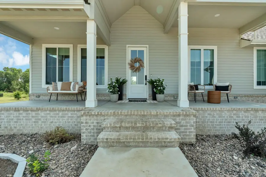 429 Cedar Point Ct, Derby, KS 67037 - #2