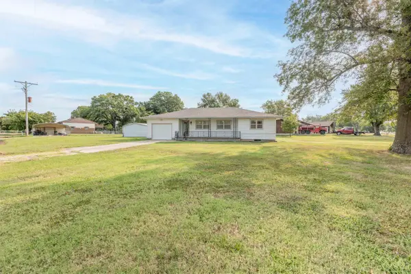 241 S Howard, Howard, KS 67349