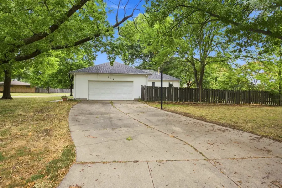 312 Normandy, Newton, KS 67114 - #3