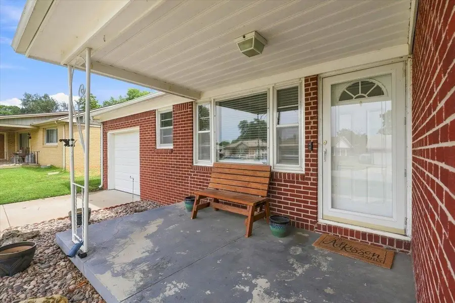 740 N El Paso Dr, Derby, KS 67037 - #3