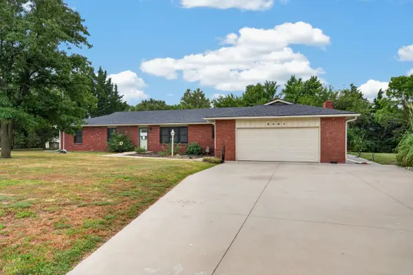 3401 E 30th Ave, Hutchinson, KS 67502