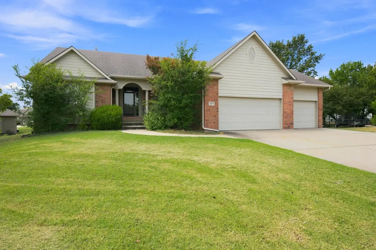 837 N Bracken Cir, Wichita, KS 67206 - #1