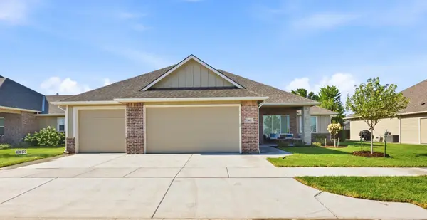 841 N Firefly St, Wichita, KS 67235