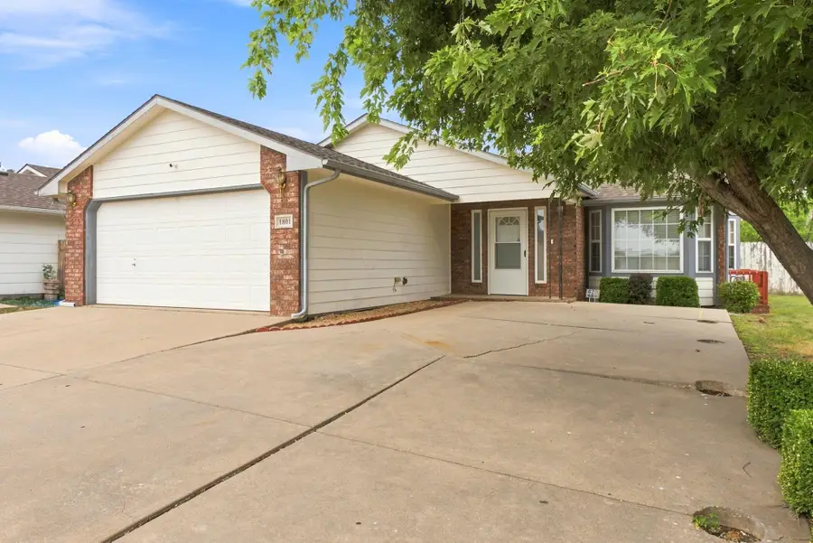 1801 S Smithmoor St, Wichita, KS 67207 - #2